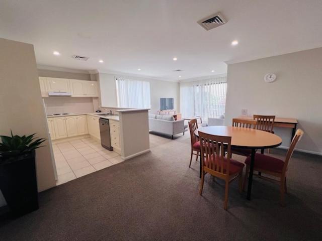 Wollongong Serviced Apartments Экстерьер фото